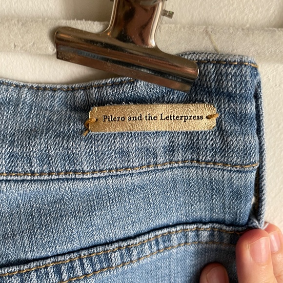 🏝️ Anthropologie Pilcro Jeans Size 29 Embroidered - Picture 8 of 9